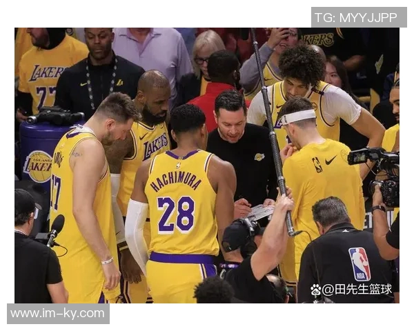 阴阳快船与湖人防守的微妙关系雷迪克用词引发小范对保罗的回忆