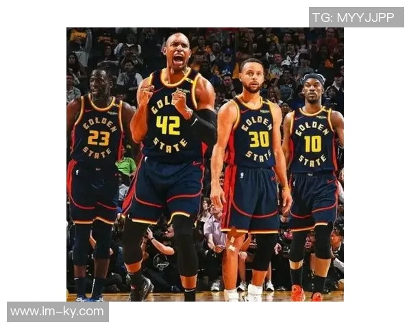 科尔坚定支持霍福德首发中锋期待他与追梦的默契配合